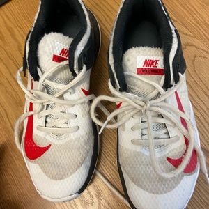 nike volleyball shoes
